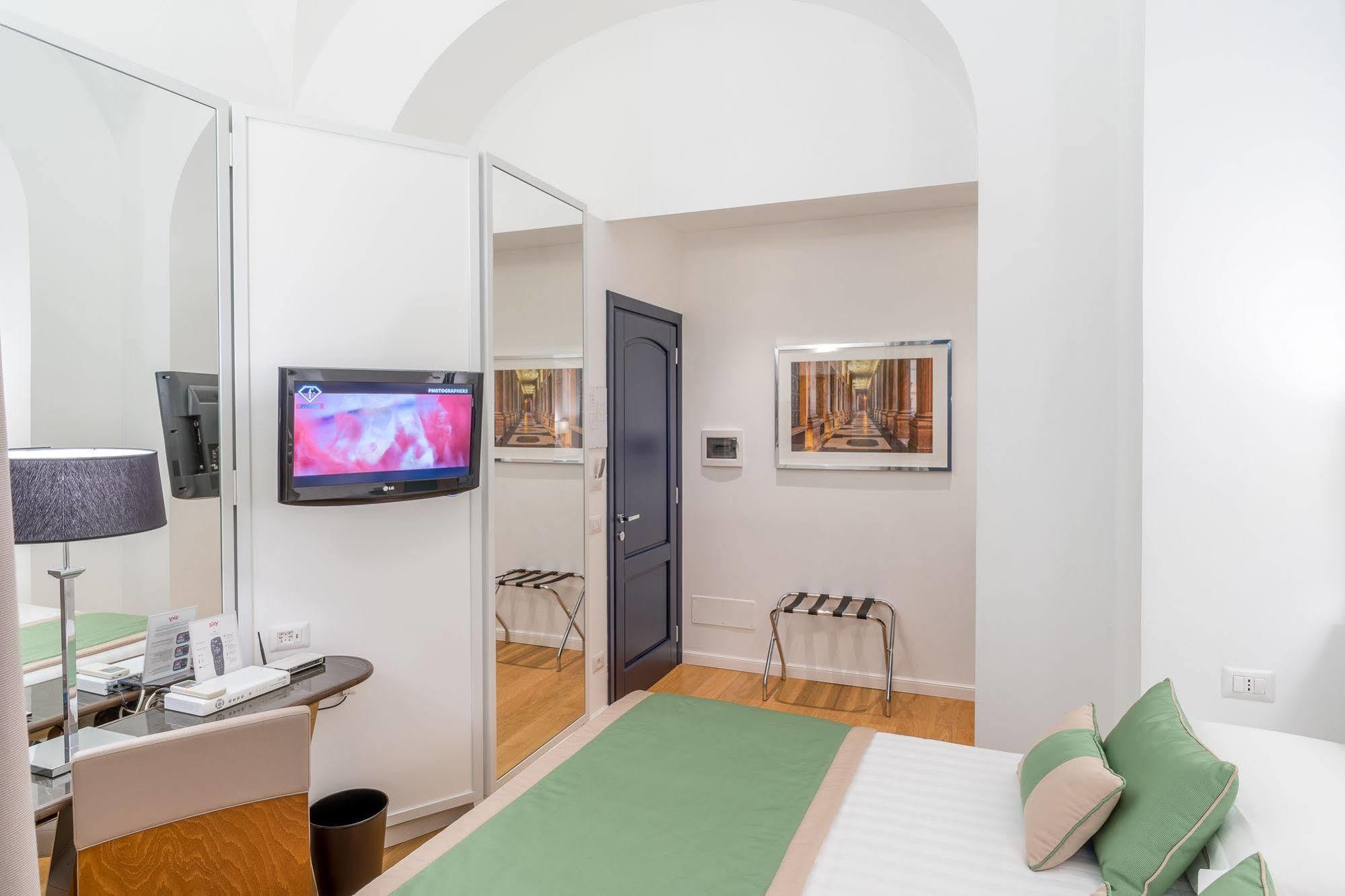 Les Diamants Spanish Steps Suite Roma Esterno foto