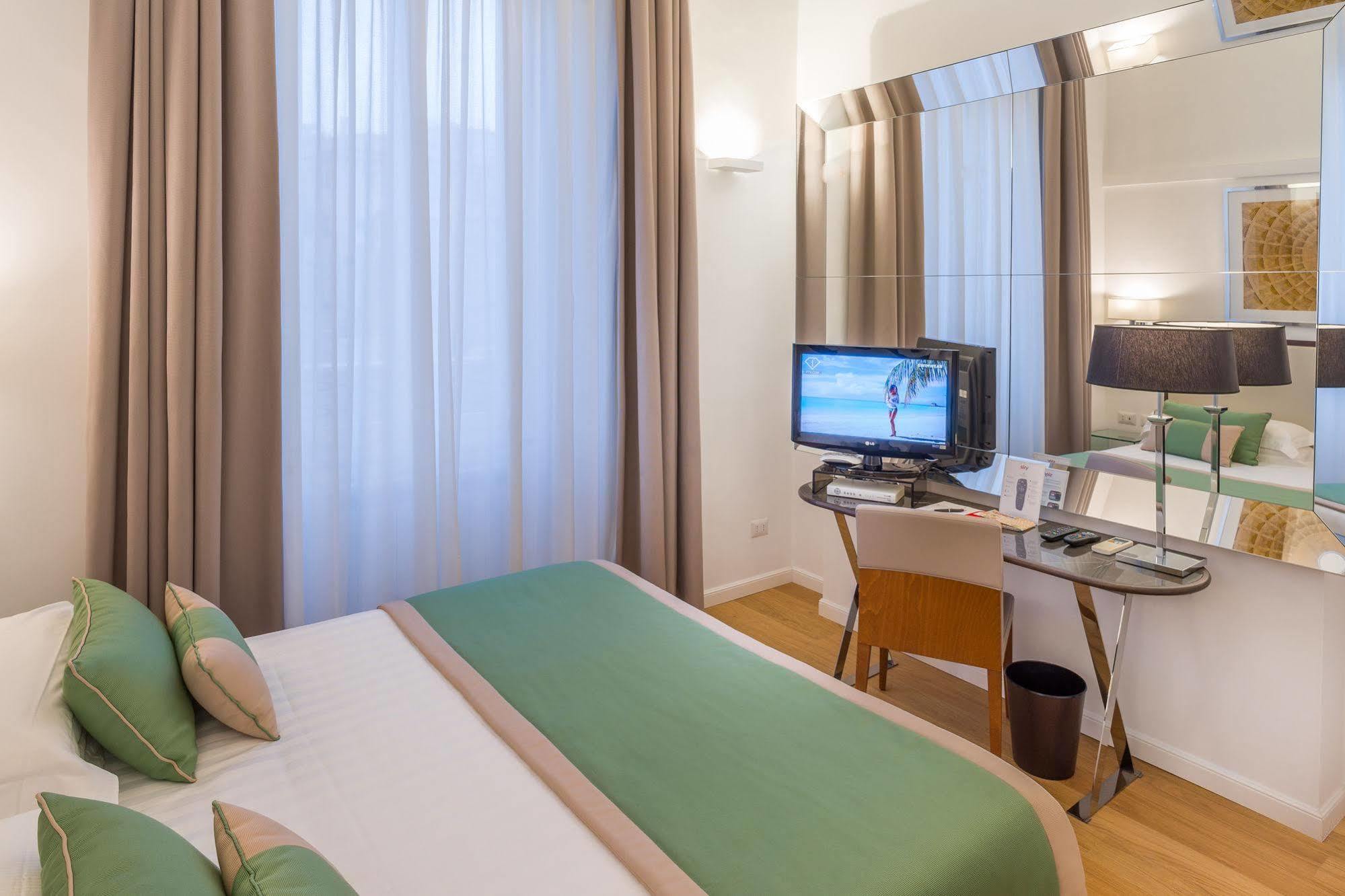 Les Diamants Spanish Steps Suite Roma Esterno foto